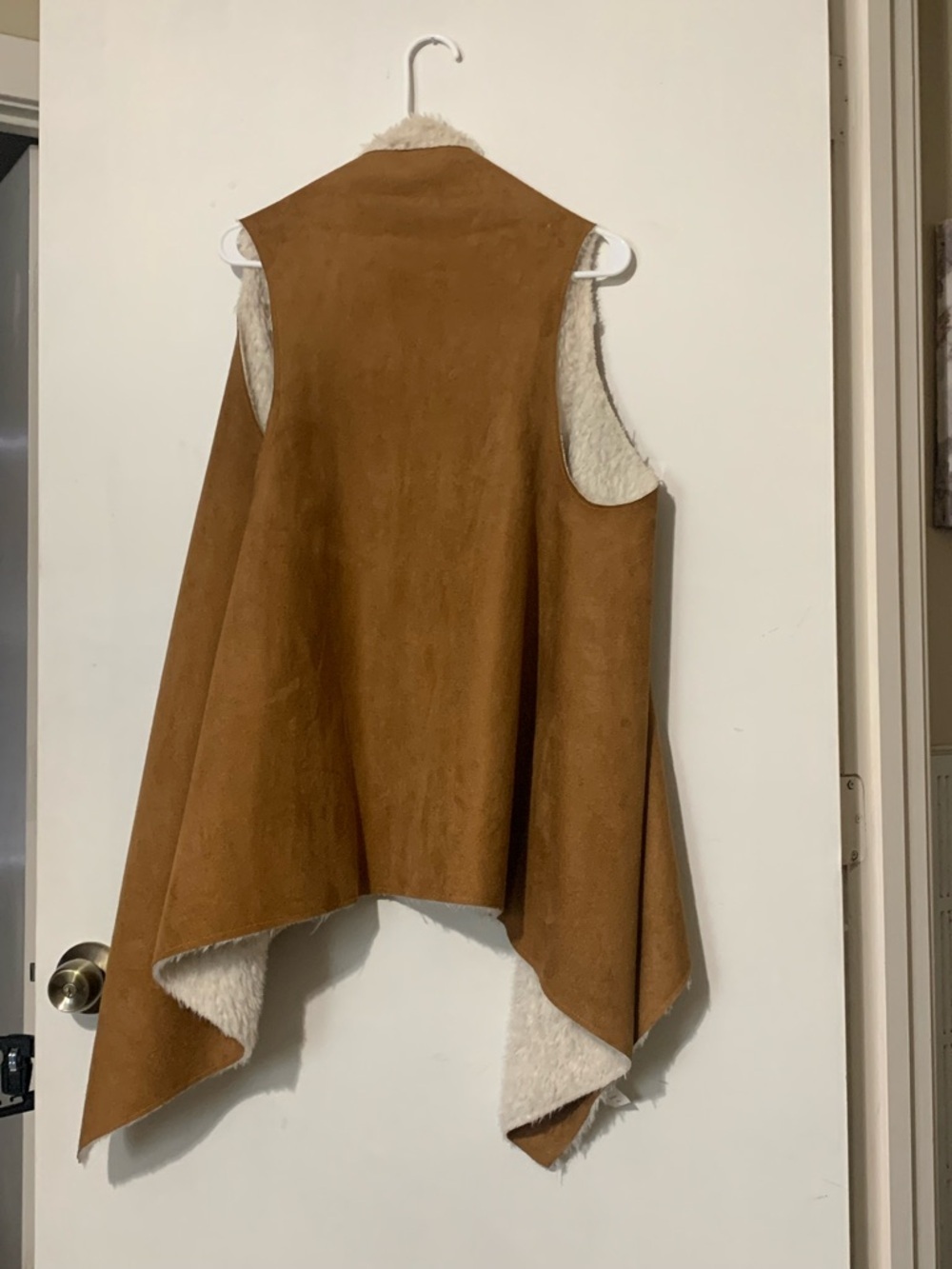 Reversible Faux-Suede Shearling Vest in Camel - Picture 2 of 4